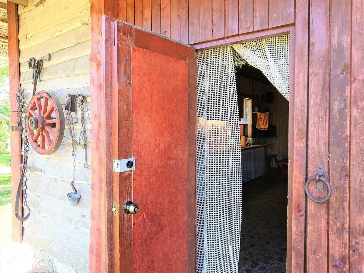 Toomalouka Tourist Farm Hotel Buitenkant foto